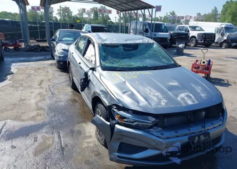 2021 Volkswagen Jetta 1.4T R-Line/1.4T S/1.4T Se из США, поврежденный, VIN 3VWC57BU8MM071874